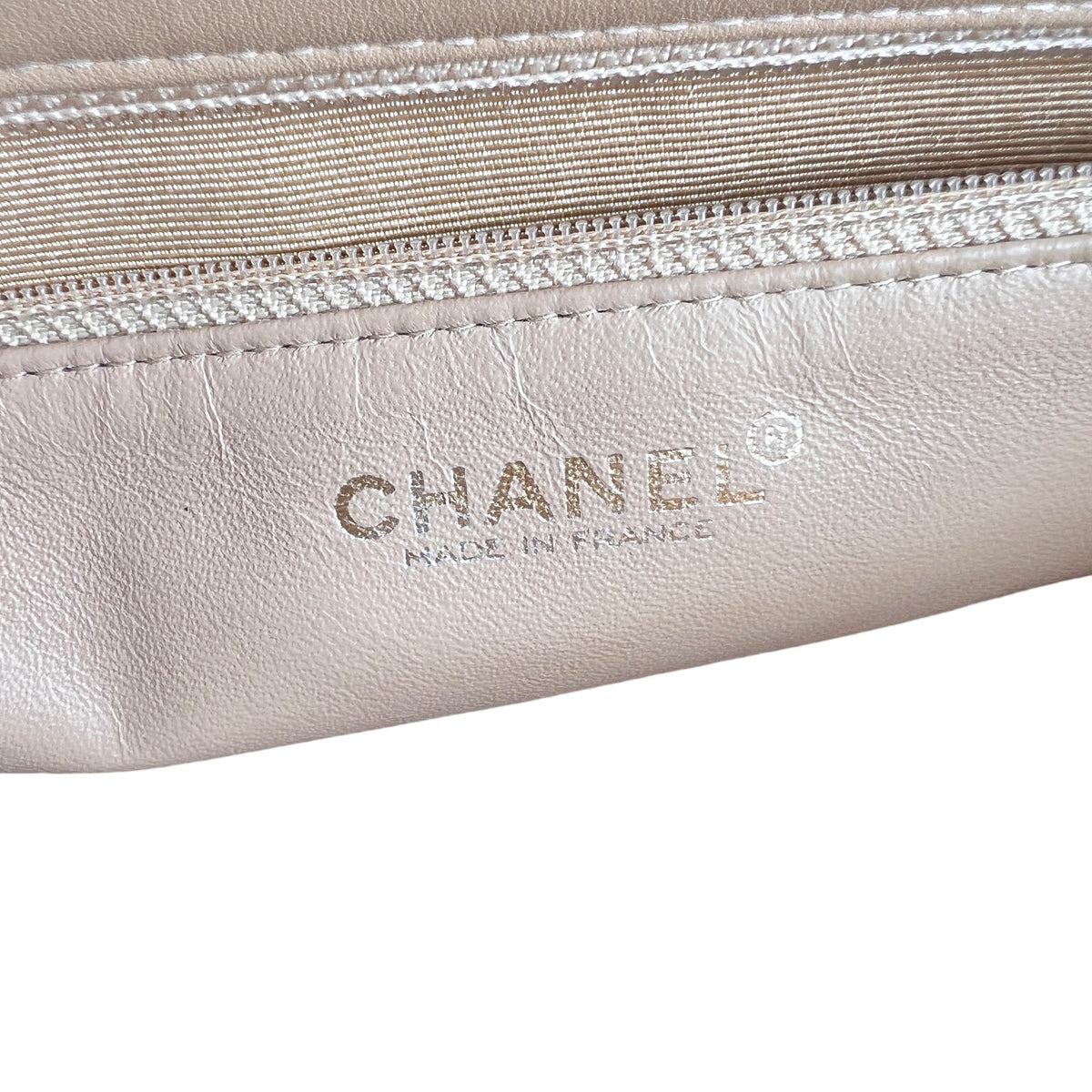 Chanel Beige Tote Bags A-16815