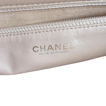 Chanel Beige Tote Bags A-16815