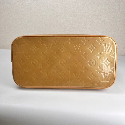 Louis Vuitton Beige Handle Bags A-16817