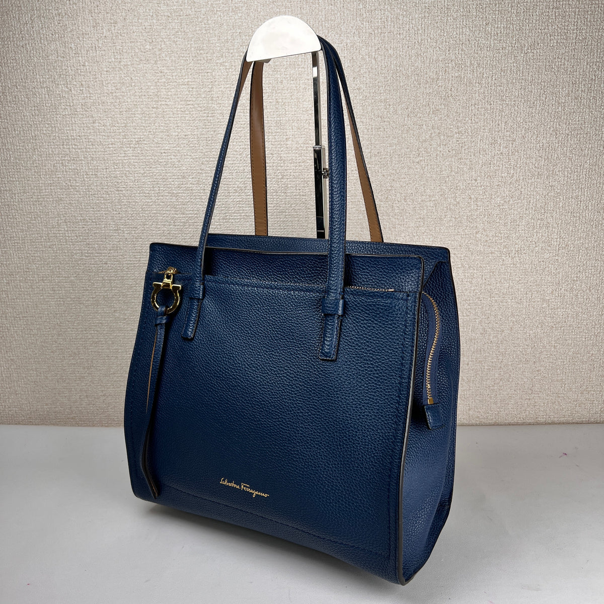 Ferragamo Blue Tote Bags A-16821