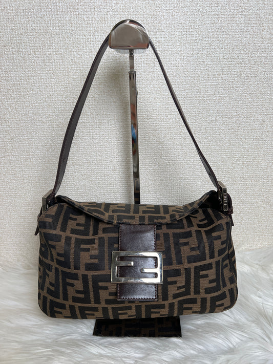 Fendi Brown Shoulder Bags A-16824