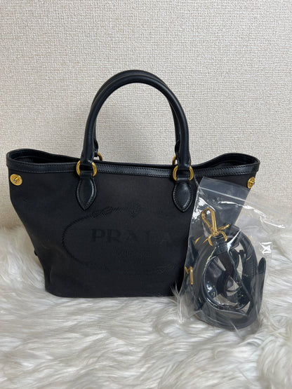 Prada Black Handle Bags A-16826