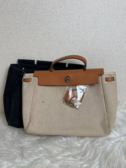 Hermes Black Tote Bags A-16827