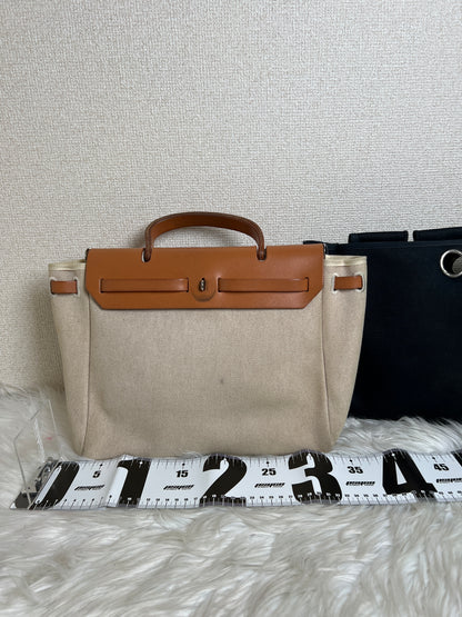 Hermes Black Tote Bags A-16827