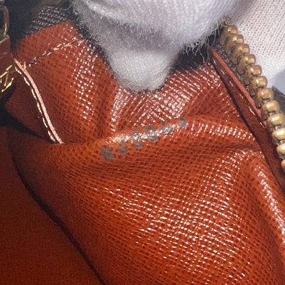 Louis Vuitton Brown Shoulder Bags A-16832