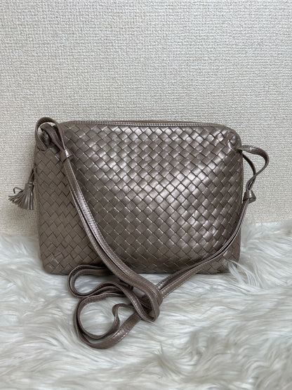 Bottega Veneta Silver Shoulder Bags A-16836