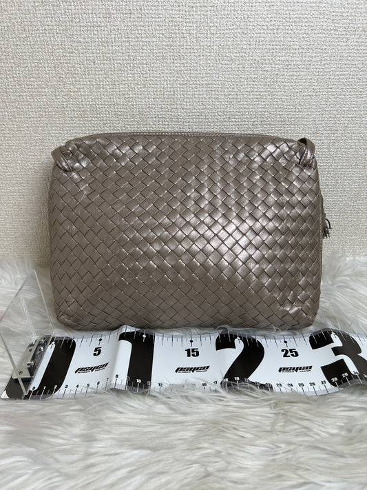 Bottega Veneta Silver Shoulder Bags A-16836