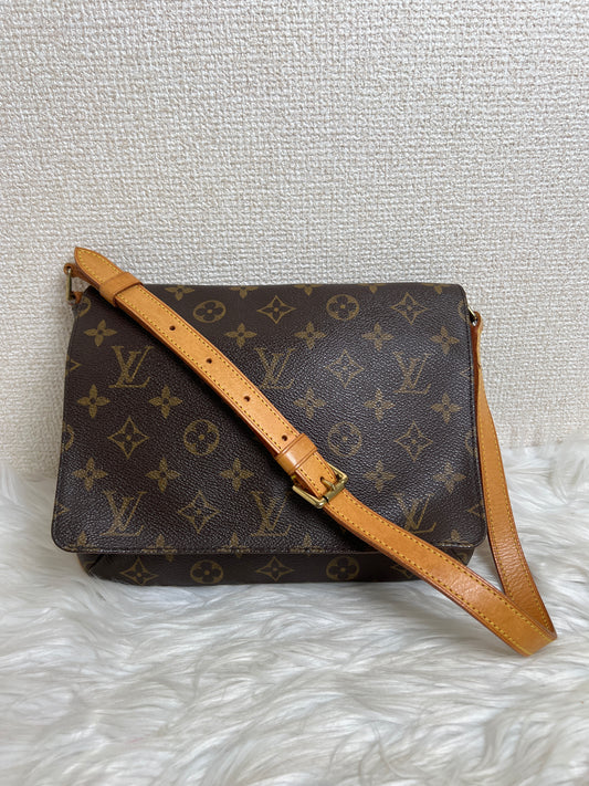 Louis Vuitton Brown Shoulder Bags A-16839