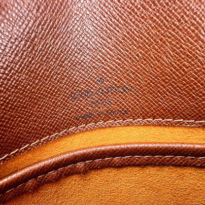 Louis Vuitton Brown Shoulder Bags A-16839