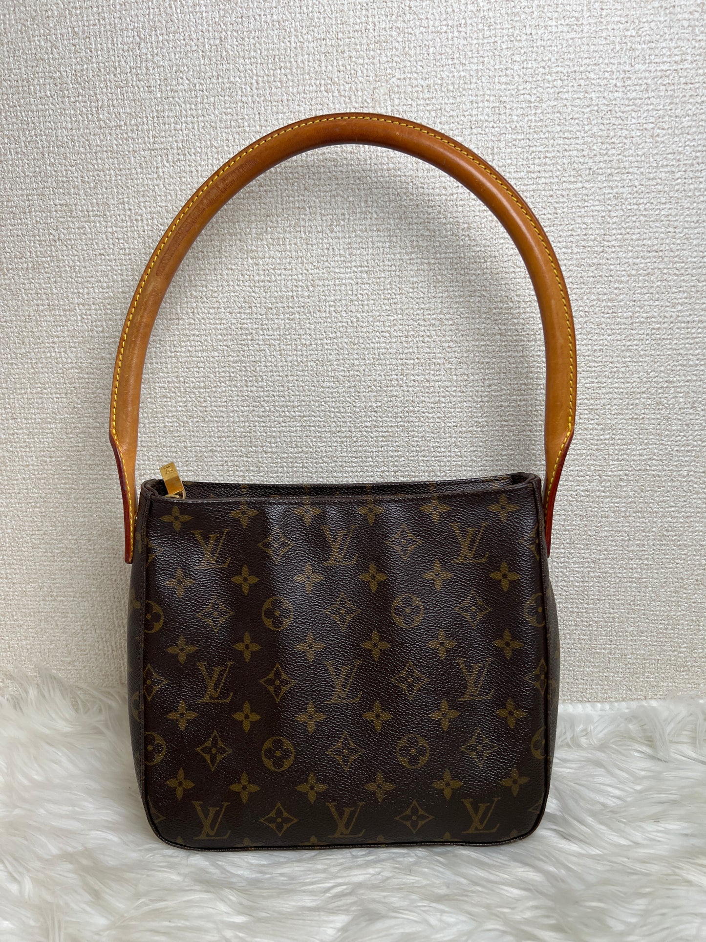 Louis Vuitton Brown Handle Bags A-16841