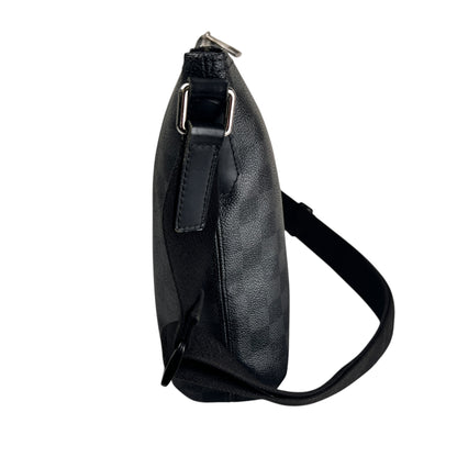 Louis Vuitton Black Handle Bags A-16843
