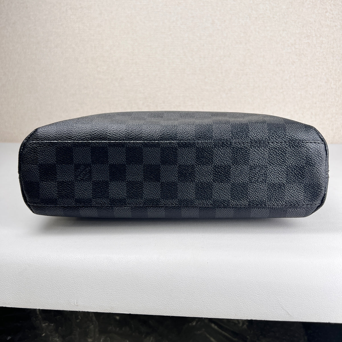 Louis Vuitton Black Handle Bags A-16843