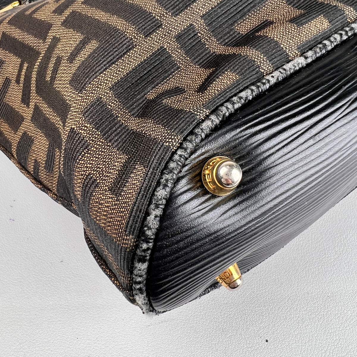 Fendi Black Tote Bags A-16848