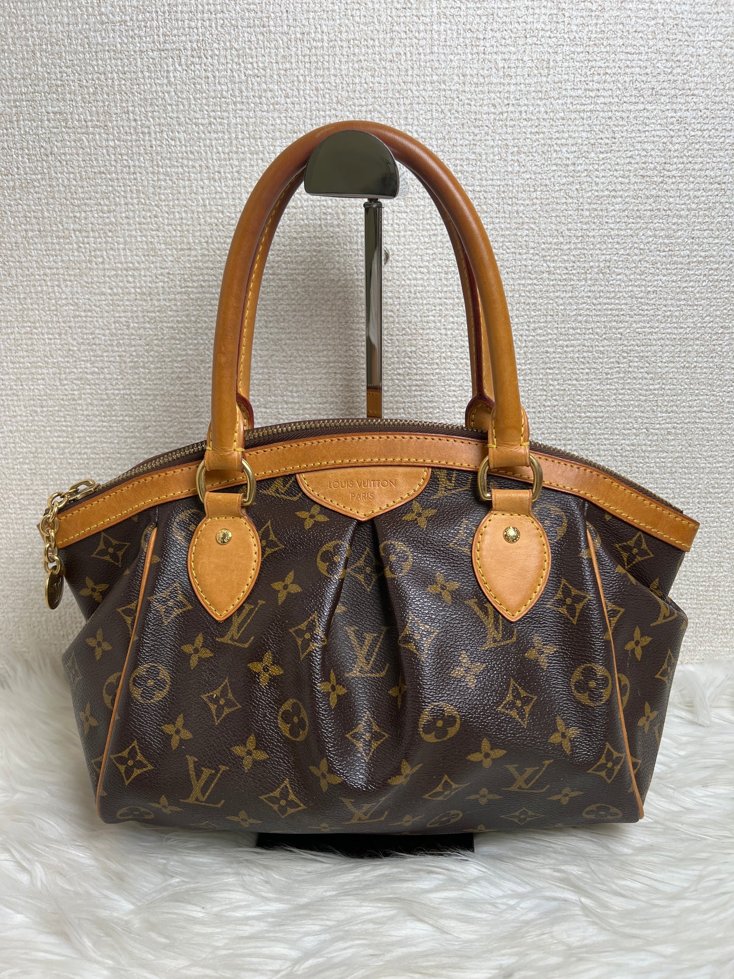 Louis Vuitton Brown Handle Bags A-16849