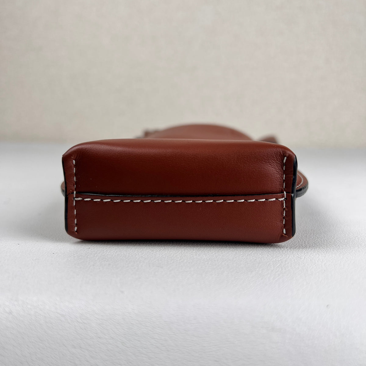 Loewe Brown Shoulder Bags A-16855