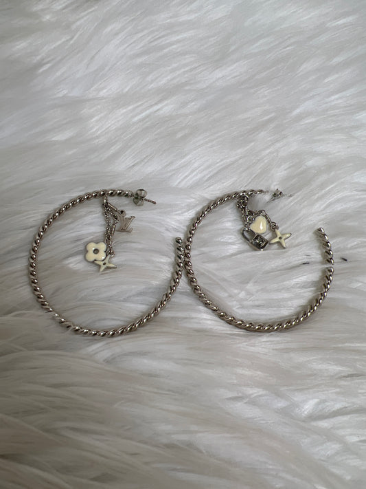 Louis Vuitton Silver Earrings A-16884