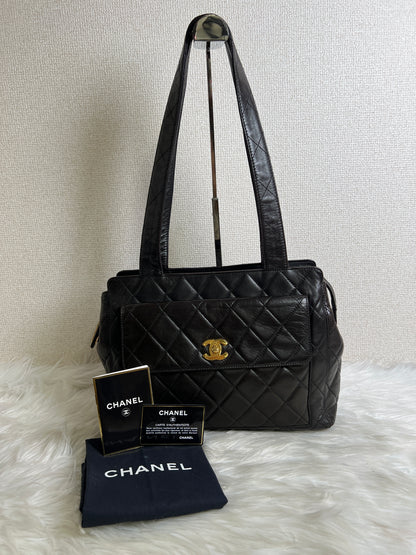 Chanel Black Tote Bags A-16904