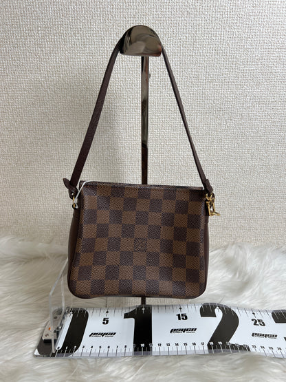 Louis Vuitton Brown Pouches A-16907