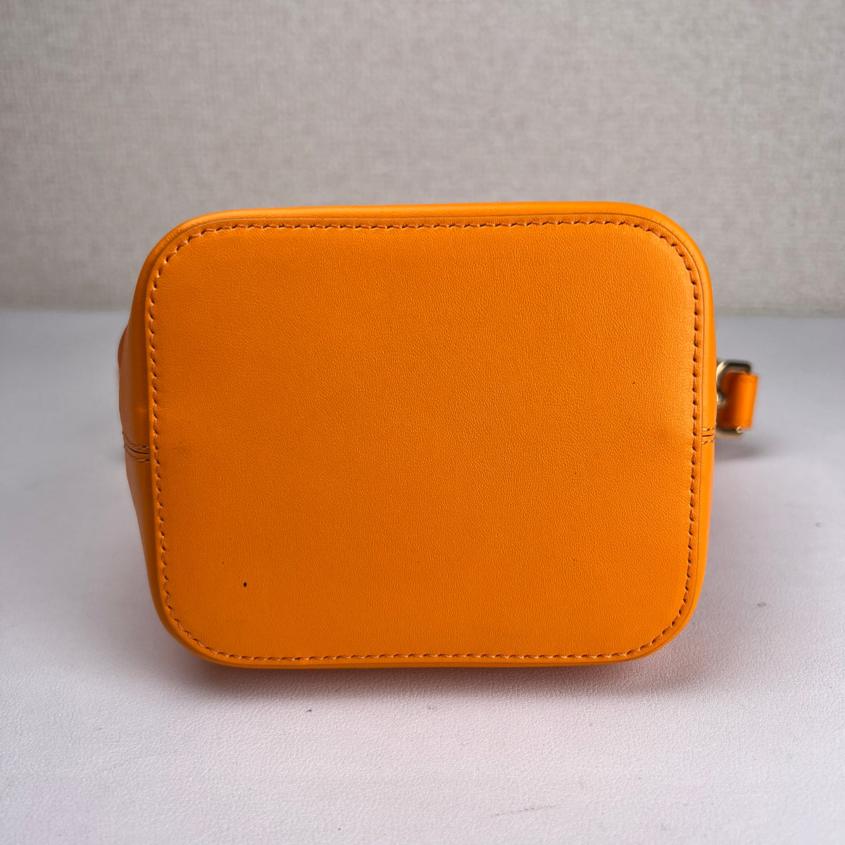 Fendi Orange Shoulder Bags A-16908