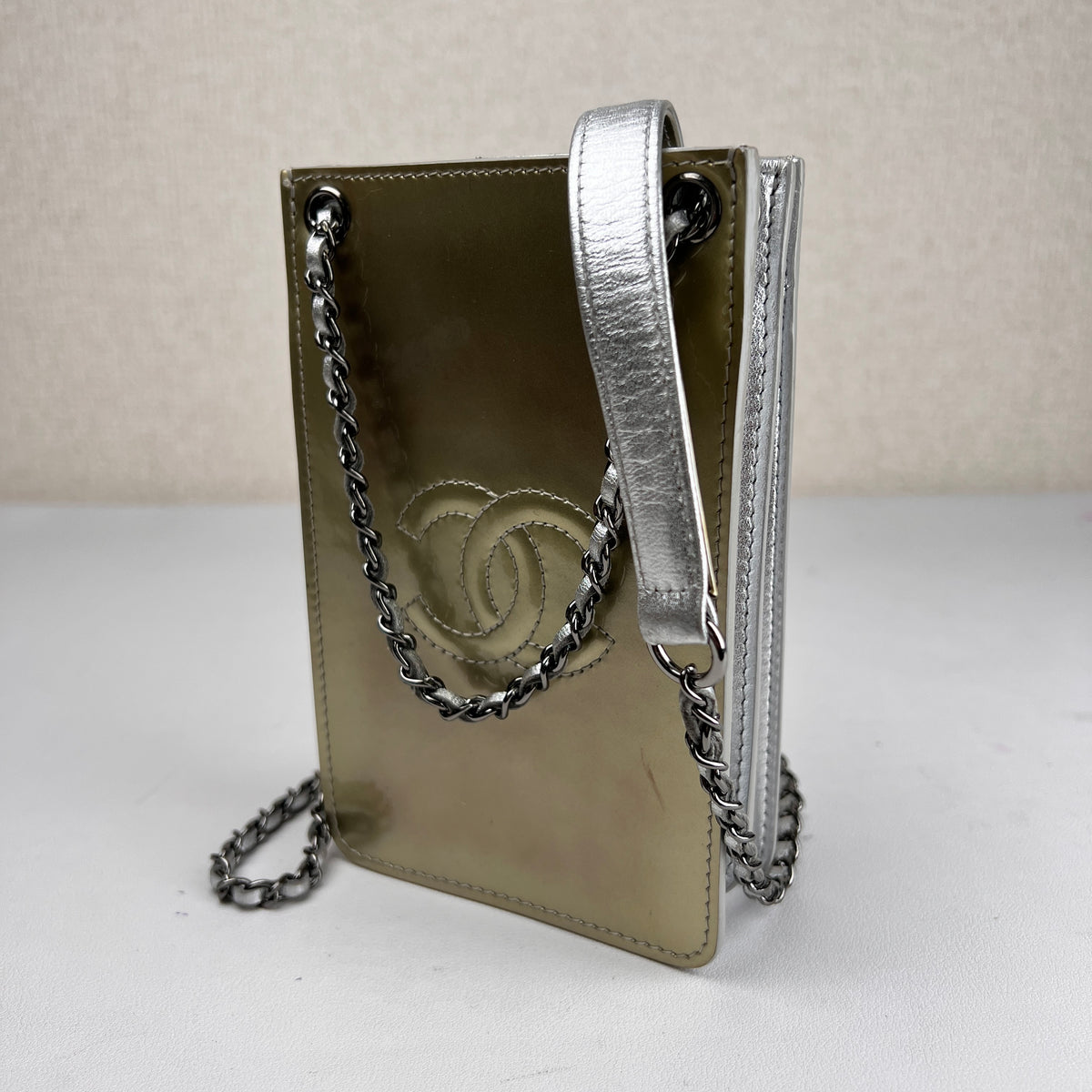 Chanel Silver Pouches A-16909