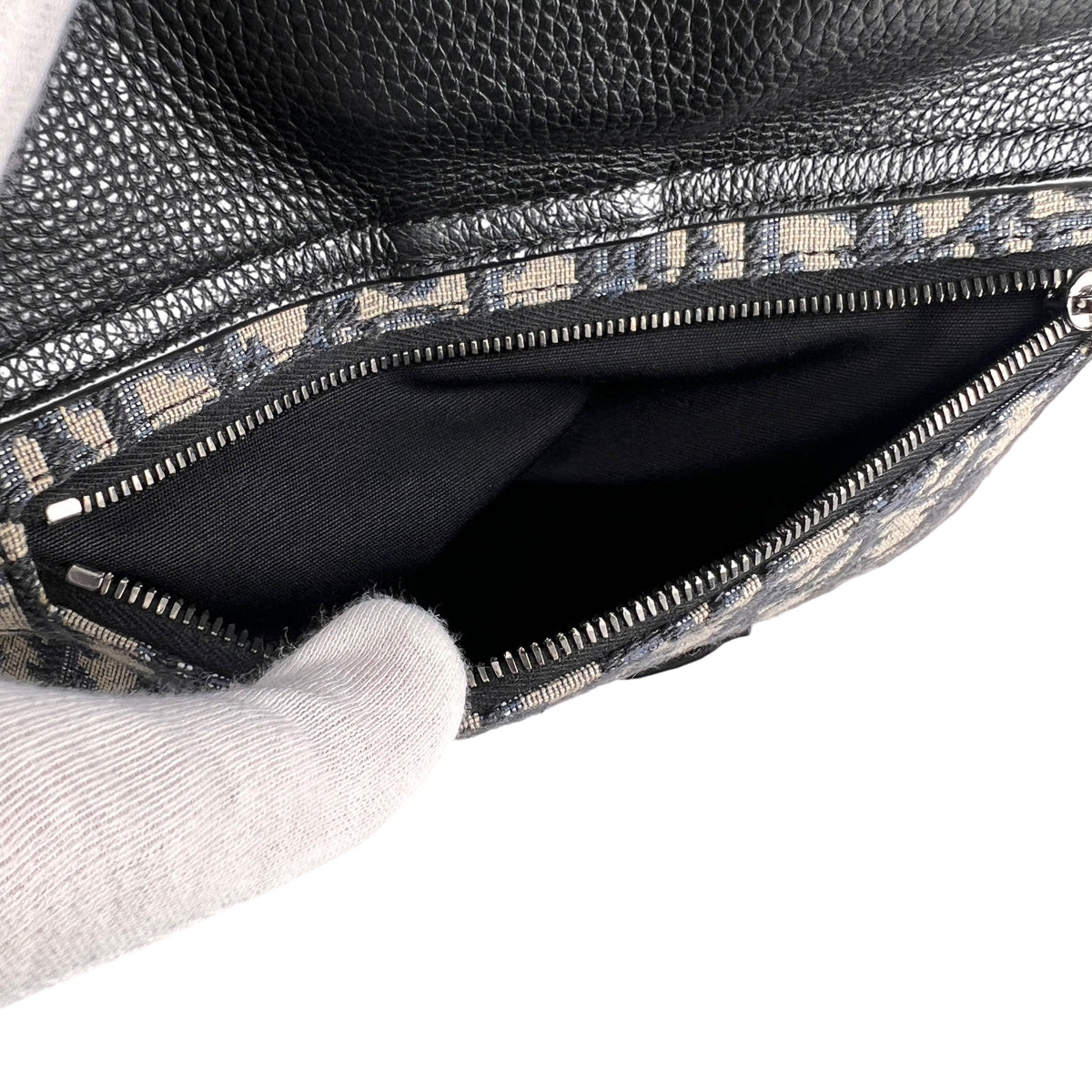 Dior Navy Backpacks A-16910