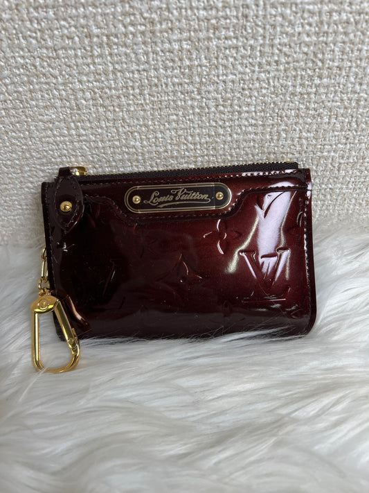 Louis Vuitton Bordeaux Wallets A-16911