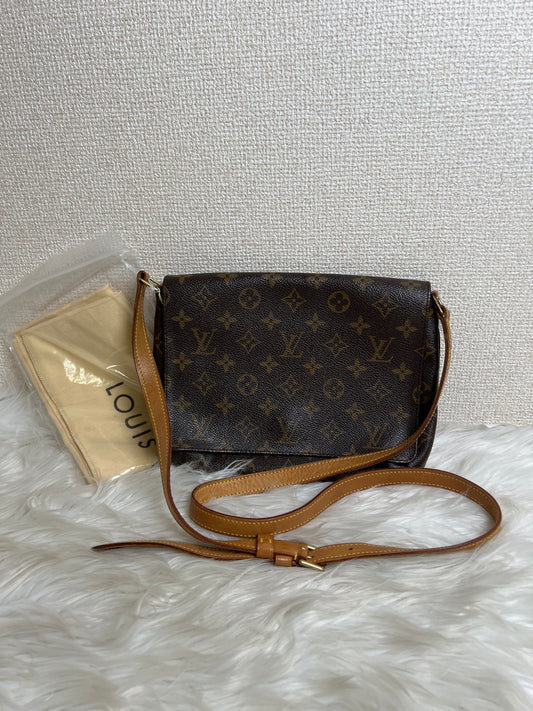 Louis Vuitton Brown Shoulder Bags A-16912