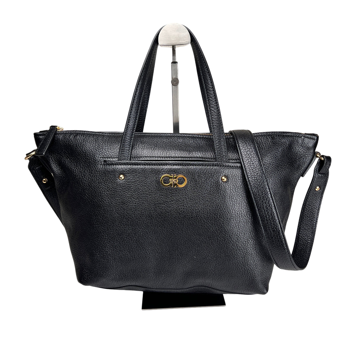 Ferragamo Black Shoulder Bags A-16913