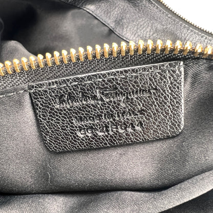 Ferragamo Black Shoulder Bags A-16913