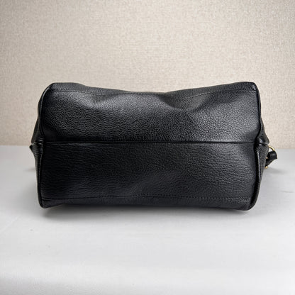 Ferragamo Black Shoulder Bags A-16913