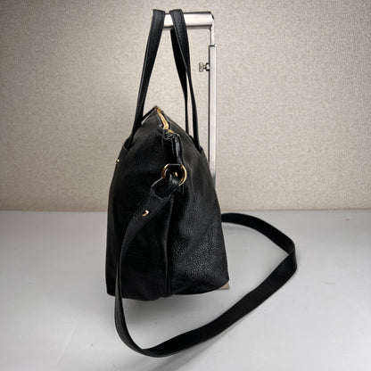 Ferragamo Black Shoulder Bags A-16913