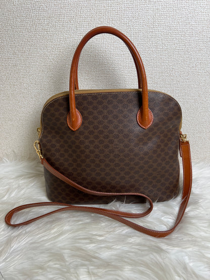 Celine Brown Shoulder Bags A-16916