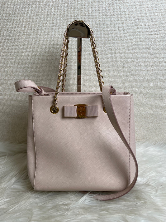 Ferragamo Pink Shoulder Bags A-16917