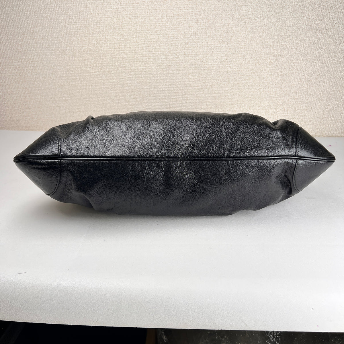 Ferragamo Black Handle Bags A-16918