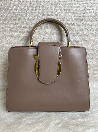 Ferragamo Beige Handle Bags A-16923