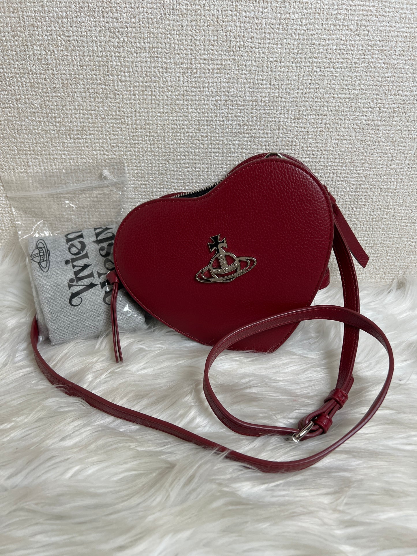 Vivienne Westwood Red Shoulder Bags A-16927