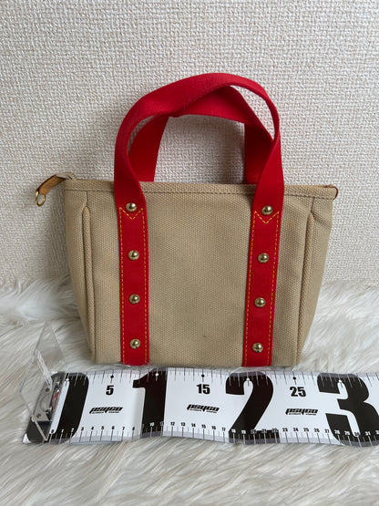 Louis Vuitton Beige Tote Bags A-16929