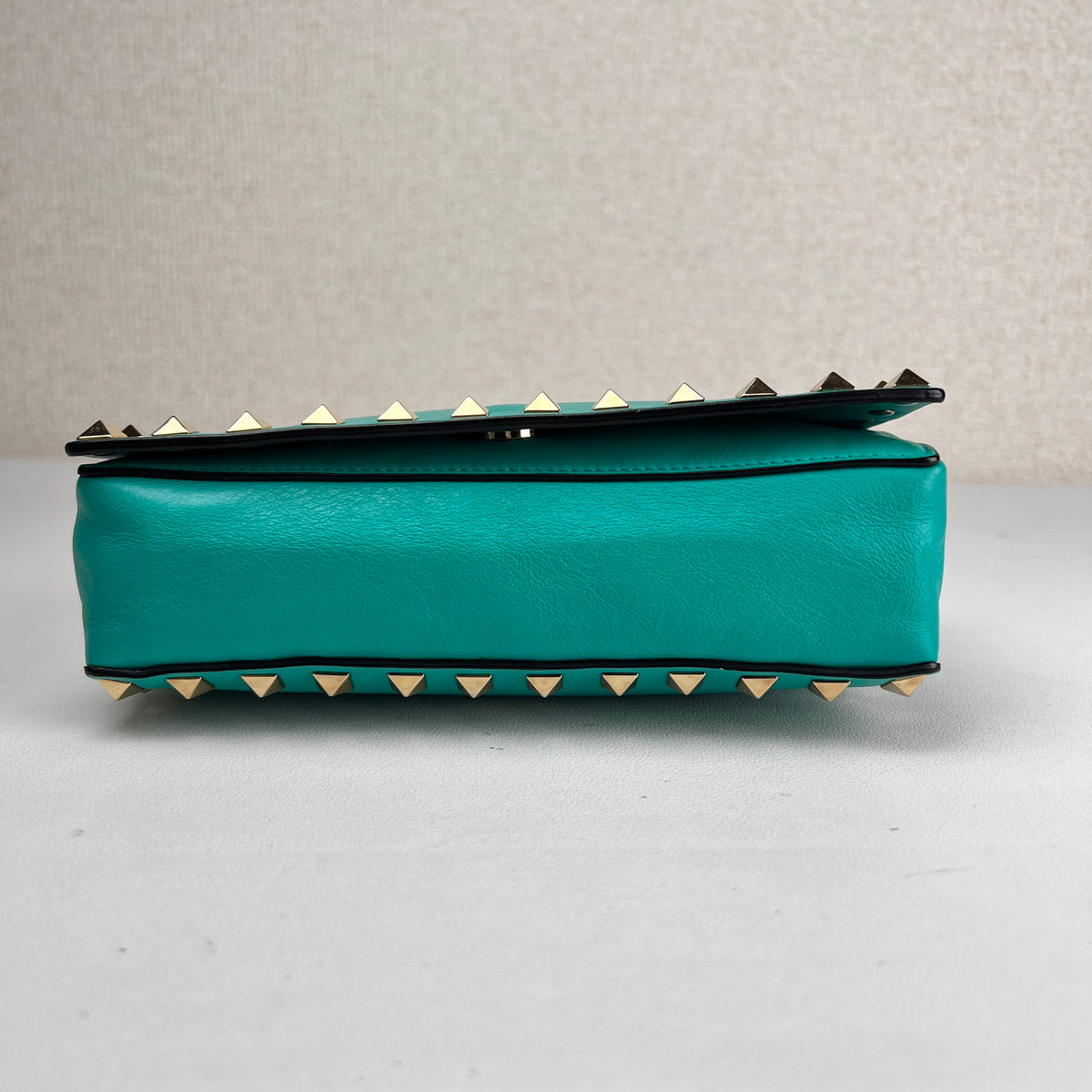 Valentino Green Shoulder Bags A-16931