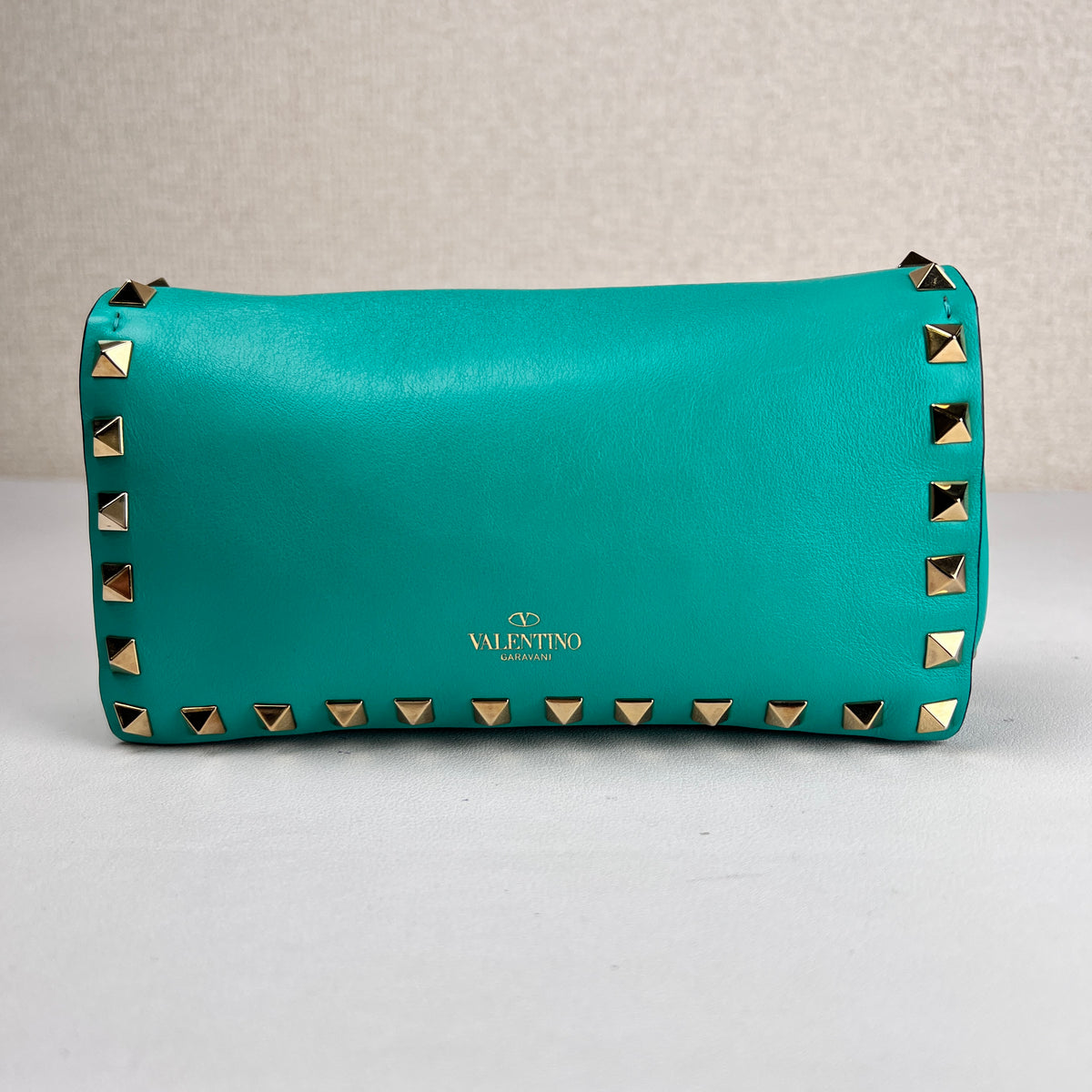 Valentino Green Shoulder Bags A-16931