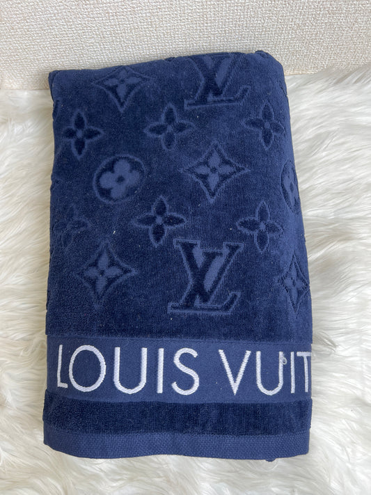 Louis Vuitton Navy Small goods A-16939