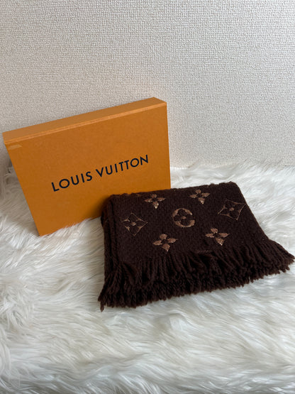 Louis Vuitton Brown Scarves A-16959