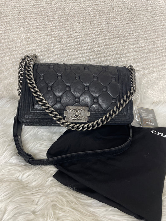 Chanel Black Shoulder Bags A-16965