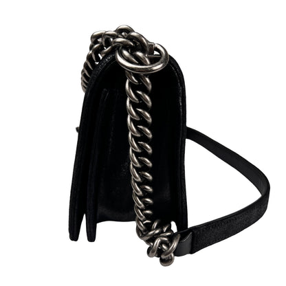 Chanel Black Shoulder Bags A-16965