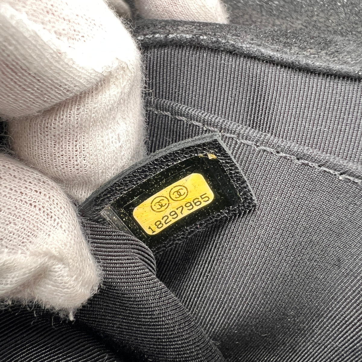 Chanel Black Shoulder Bags A-16965