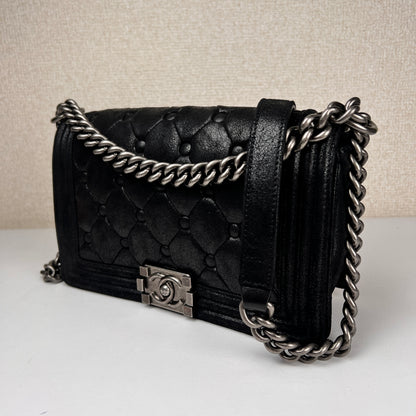 Chanel Black Shoulder Bags A-16965