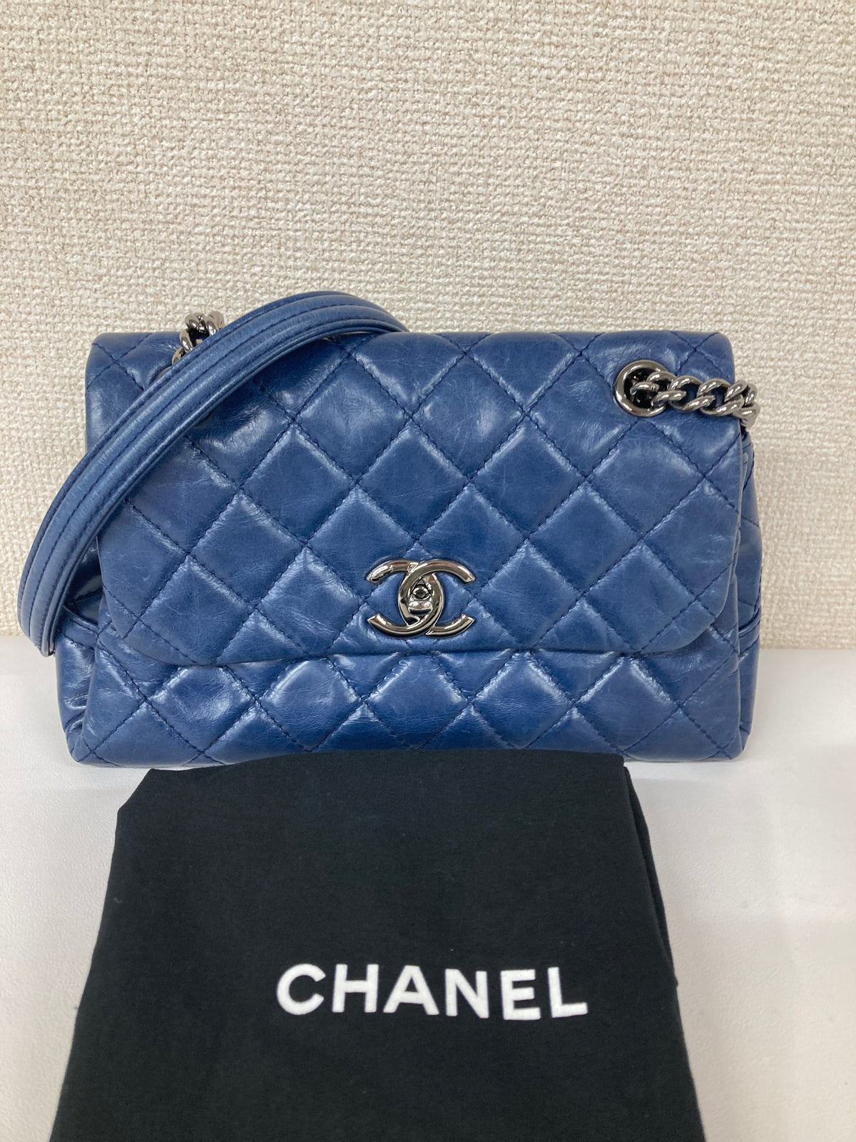 Chanel Navy Shoulder Bags A-16968