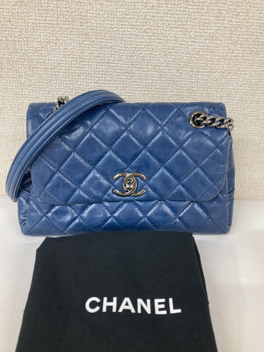 Chanel Navy Shoulder Bags A-16968