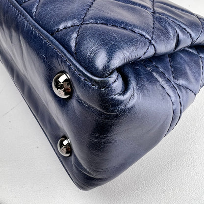 Chanel Navy Shoulder Bags A-16968