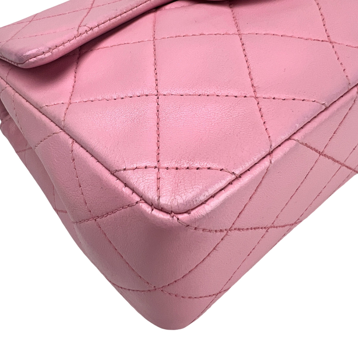 Chanel Pink Shoulder Bags A-16971