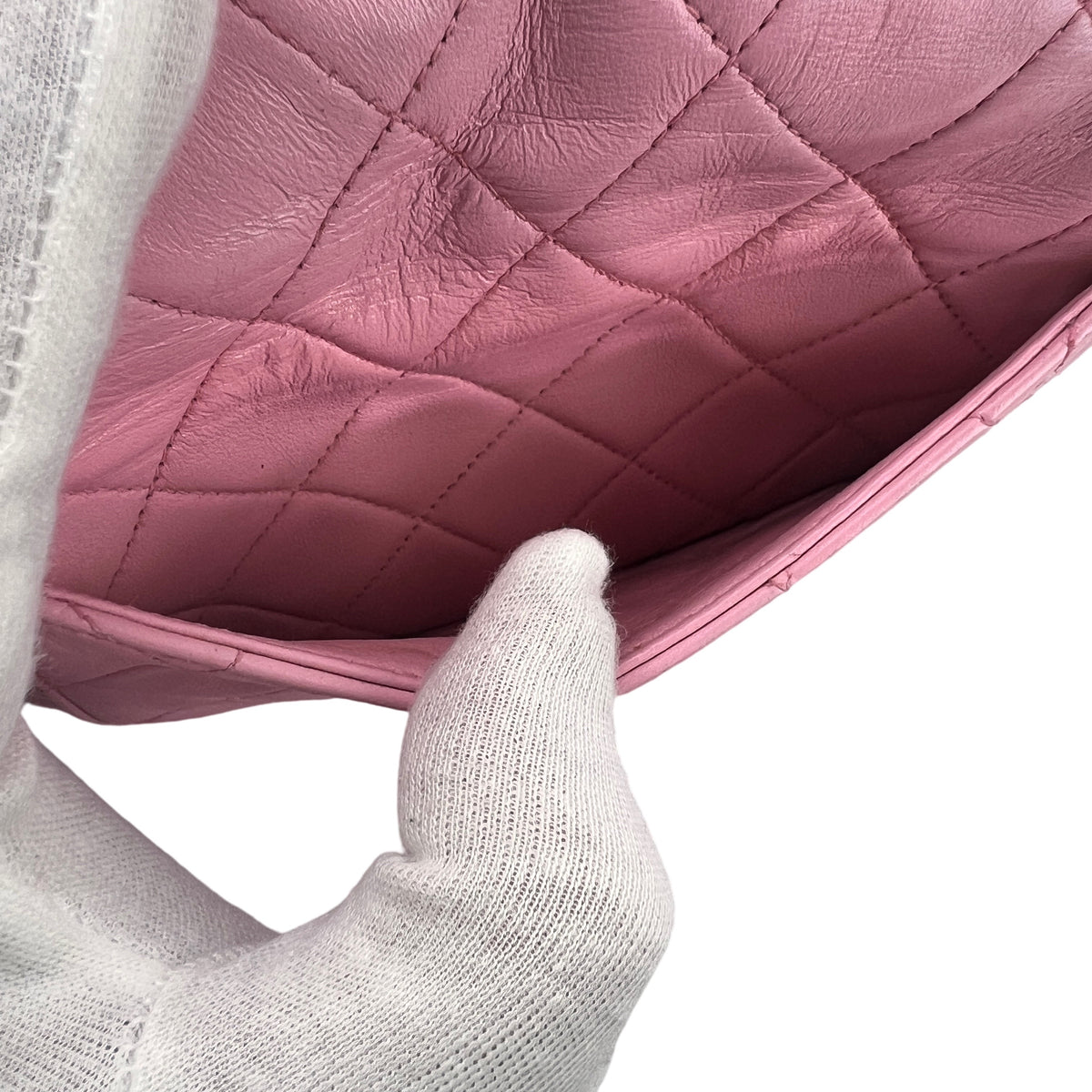 Chanel Pink Shoulder Bags A-16971